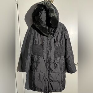 Tahari Grey Quilted insulated Vegan Puffer Jacket Sz M